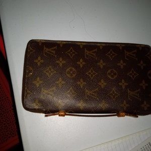Authentic Louis Vuitton Planner Organizer
